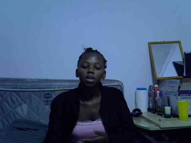 Sexybeiby1 webcam