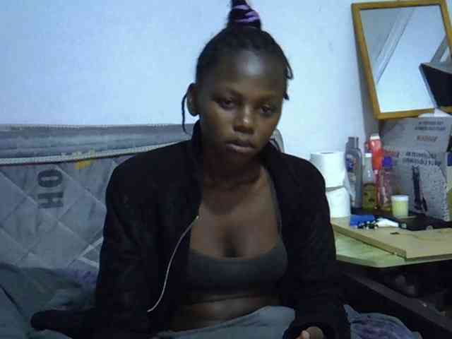 Sexybeiby1 webcam
