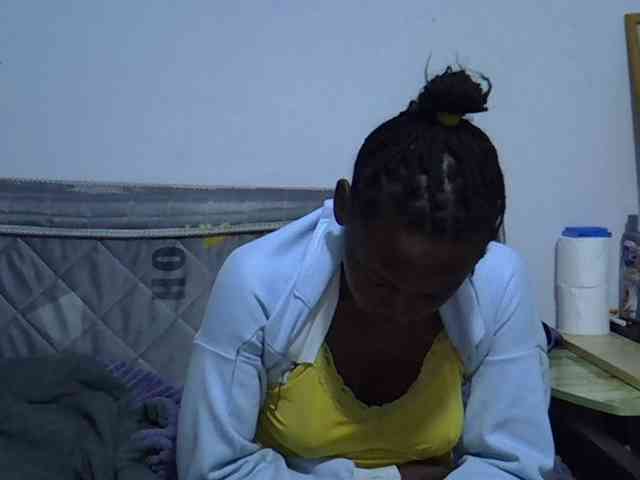 Sexybeiby1 webcam