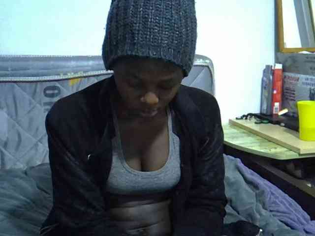 Sexybeiby1 webcam