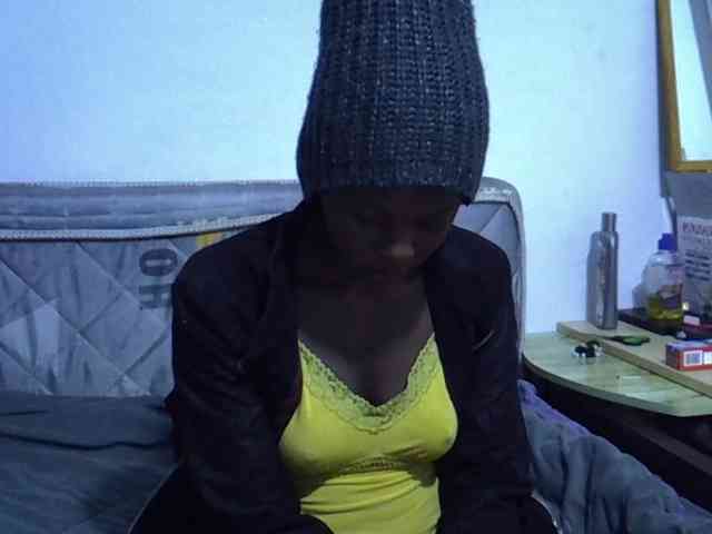 Sexybeiby1 webcam