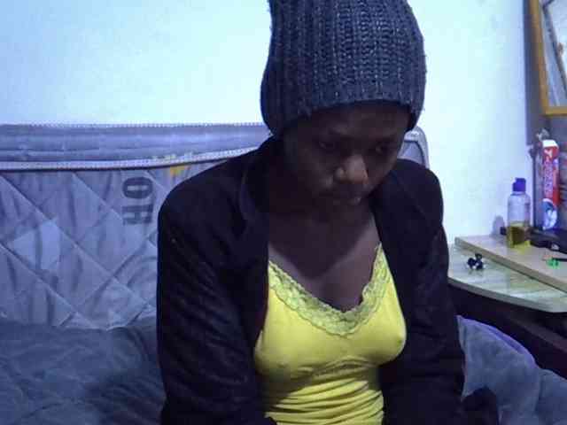 Sexybeiby1 webcam