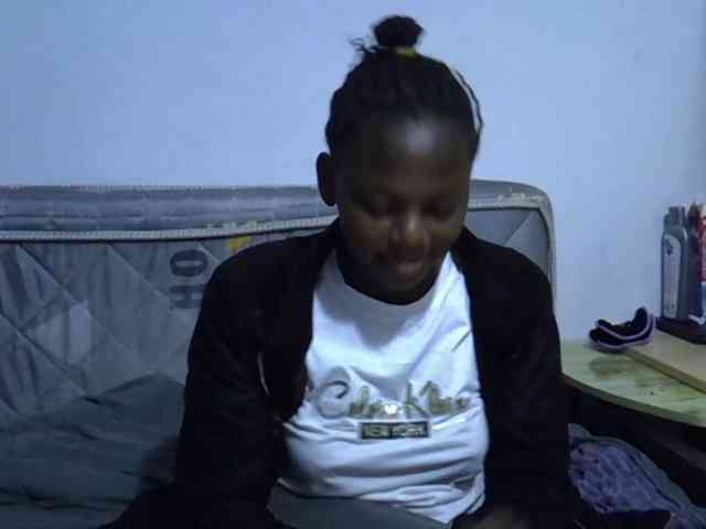 Sexybeiby1 webcam