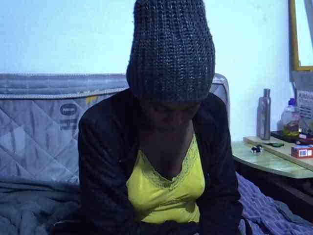Sexybeiby1 webcam