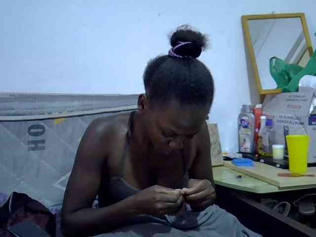 Sexybeiby1 webcam