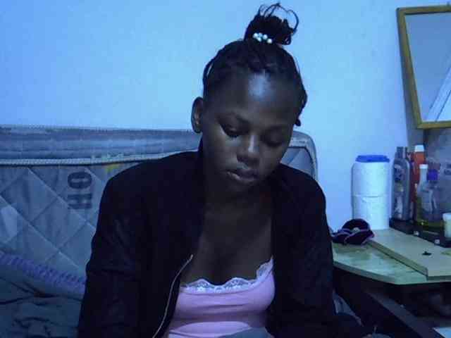 Sexybeiby1 webcam