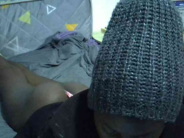 Sexybeiby1 webcam