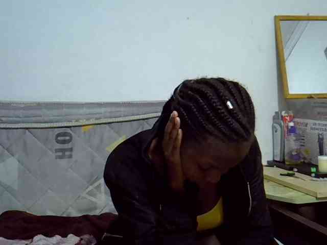 Sexybeiby1 webcam