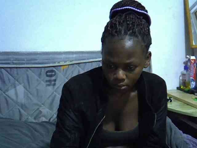 Sexybeiby1 webcam