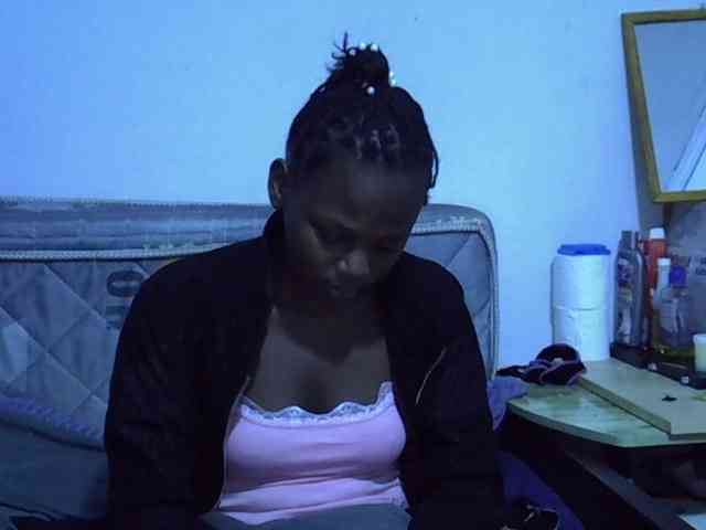 Sexybeiby1 webcam