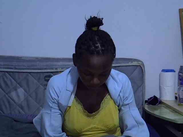 Sexybeiby1 webcam
