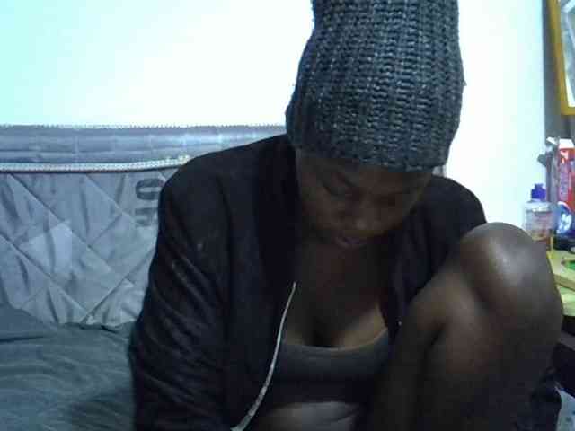 Sexybeiby1 webcam