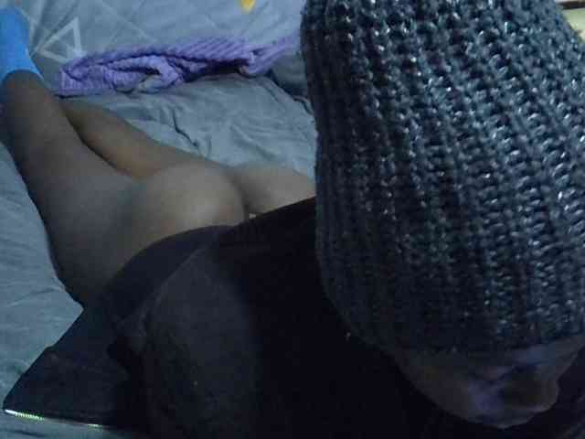 Sexybeiby1 webcam