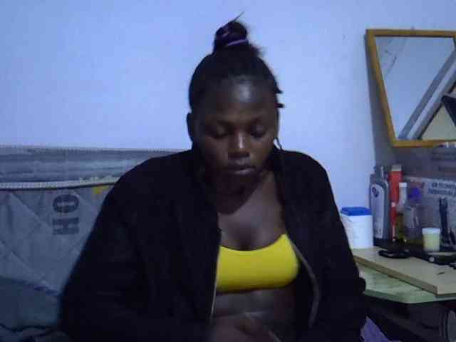 Sexybeiby1 webcam