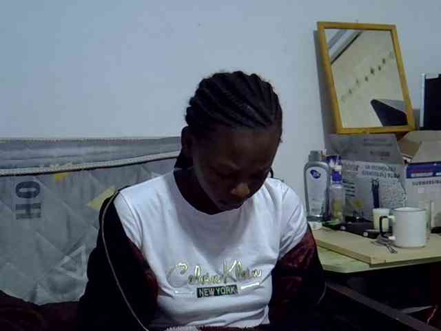 Sexybeiby1 webcam