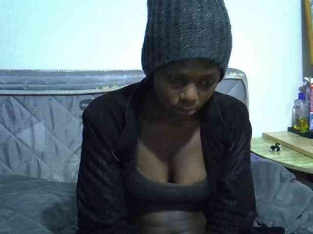 Sexybeiby1 webcam