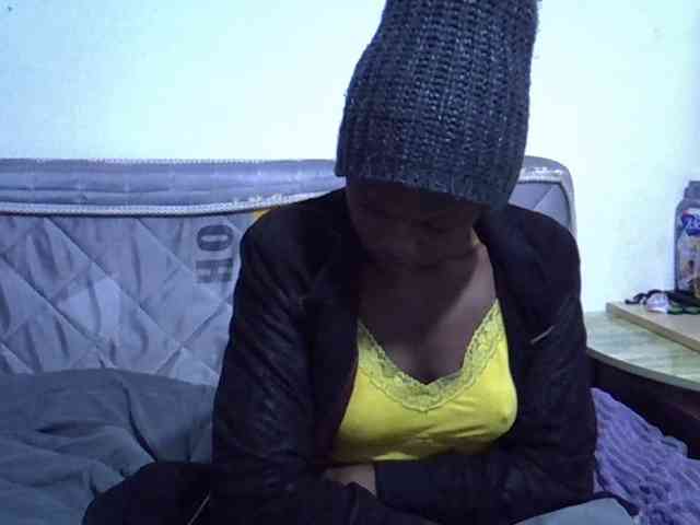 Sexybeiby1 webcam