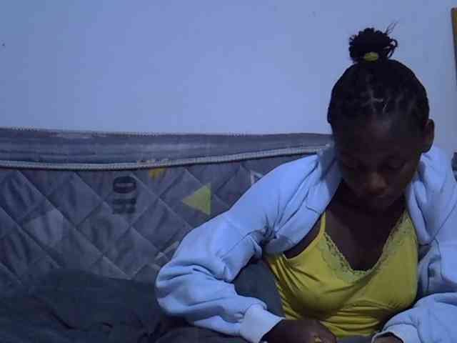 Sexybeiby1 webcam