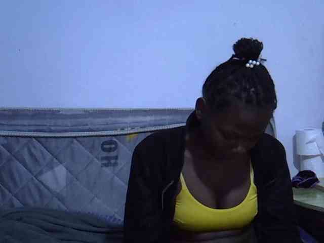 Sexybeiby1 webcam