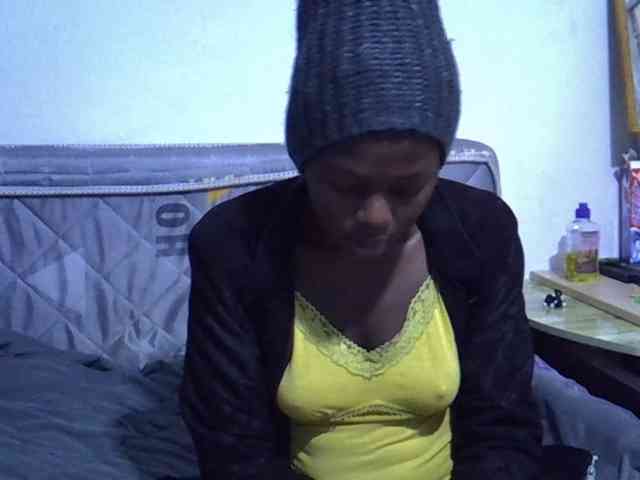 Sexybeiby1 webcam