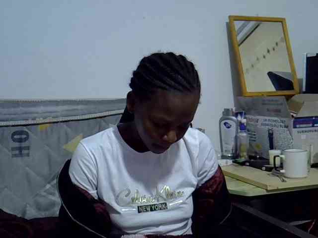 Sexybeiby1 webcam
