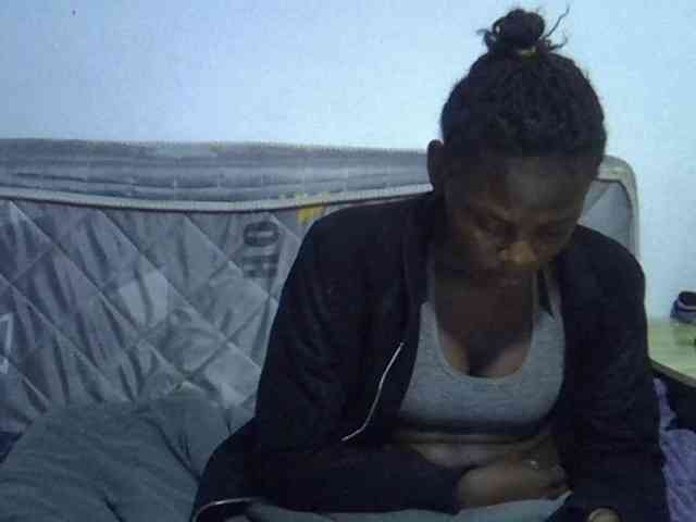Sexybeiby1 webcam