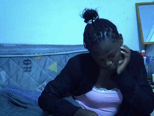 Sexybeiby1 webcam
