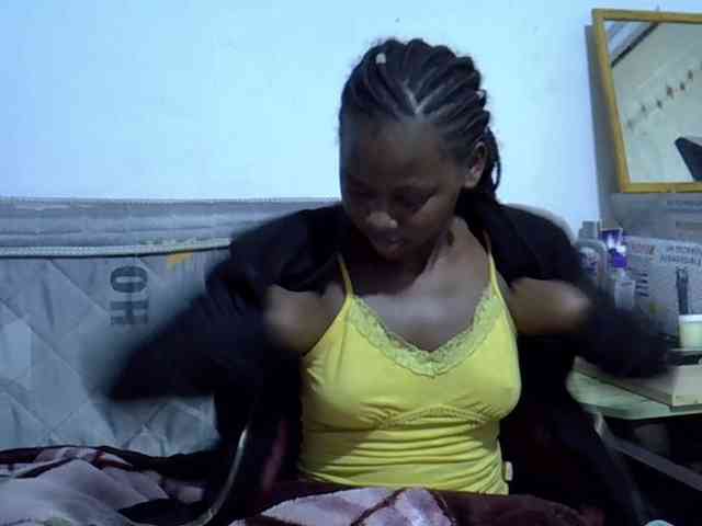 Sexybeiby1 webcam