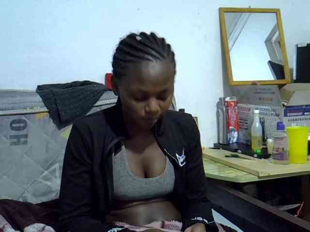 Sexybeiby1 webcam