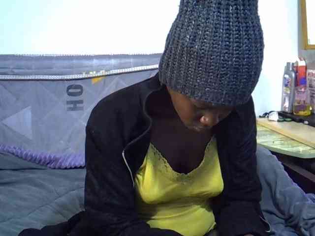 Sexybeiby1 webcam