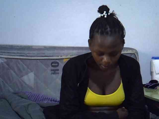 Sexybeiby1 webcam