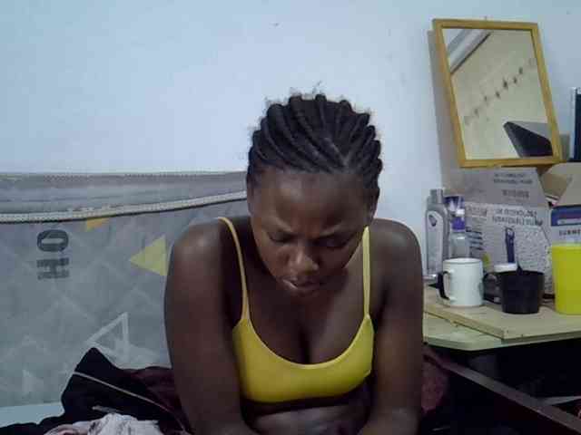 Sexybeiby1 webcam
