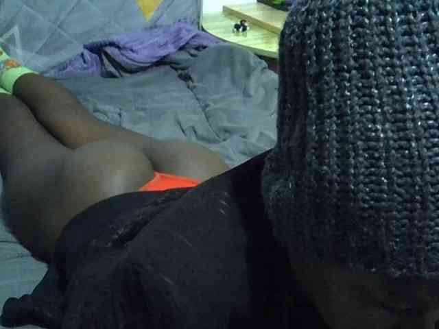 Sexybeiby1 webcam