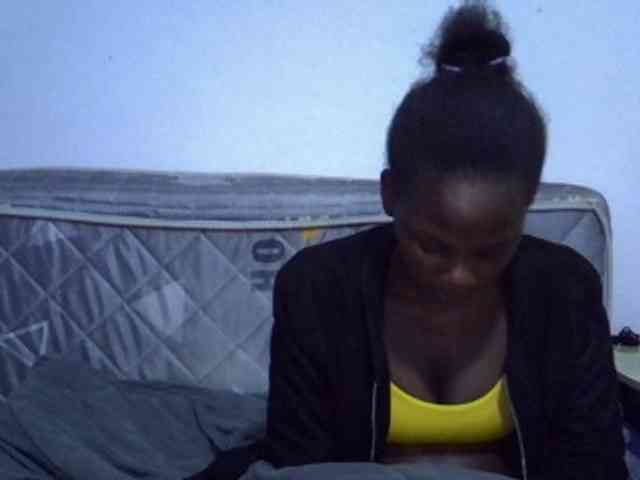 Sexybeiby1 webcam