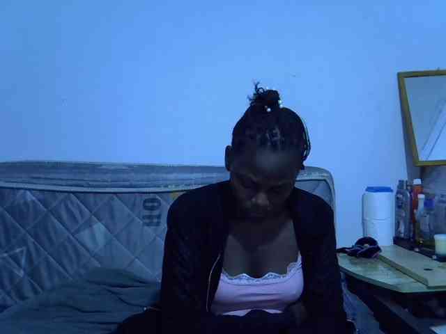 Sexybeiby1 webcam