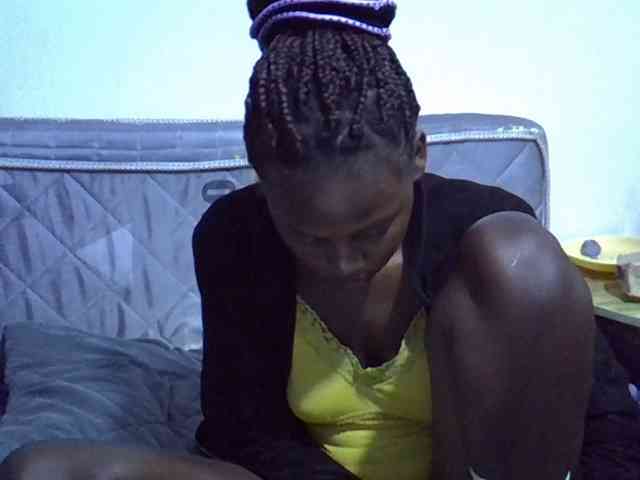Sexybeiby1 webcam