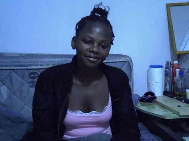 Sexybeiby1 webcam