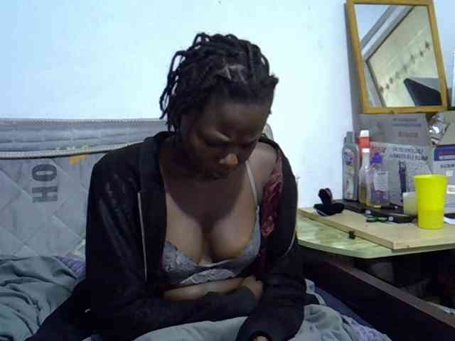 Sexybeiby1 webcam
