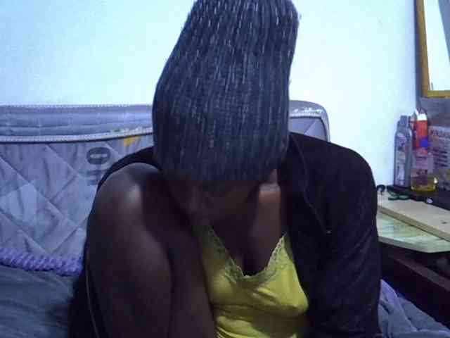 Sexybeiby1 webcam
