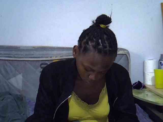 Sexybeiby1 webcam