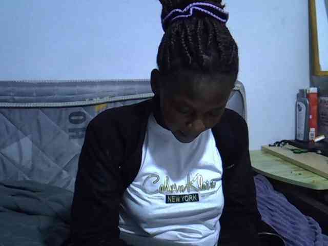 Sexybeiby1 webcam