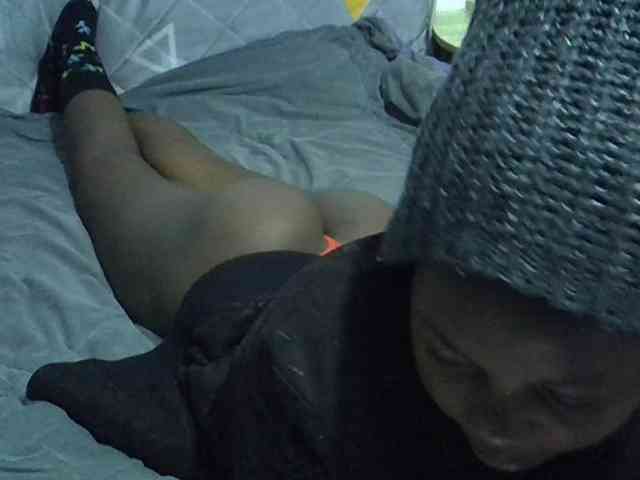 Sexybeiby1 webcam