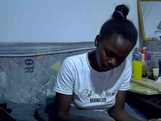 Sexybeiby1 webcam
