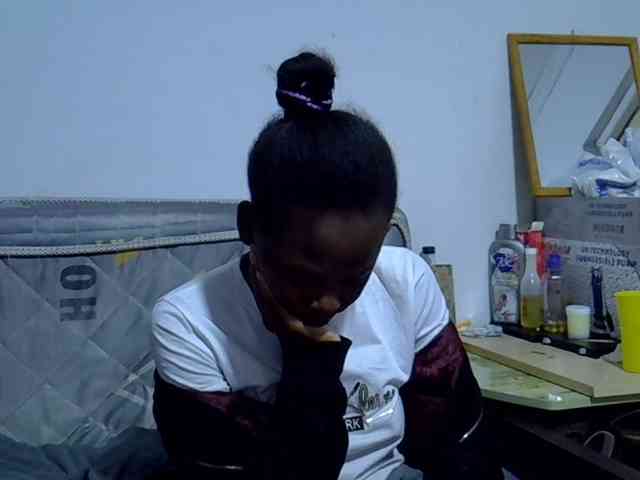 Sexybeiby1 webcam