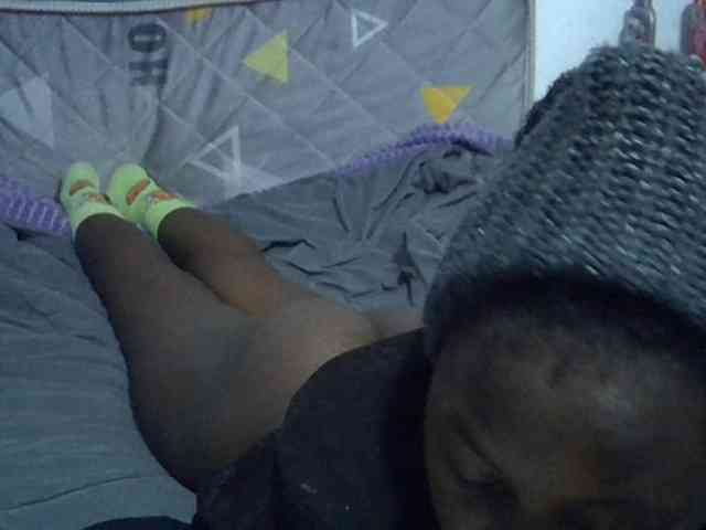 Sexybeiby1 webcam