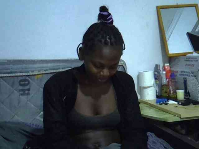 Sexybeiby1 webcam