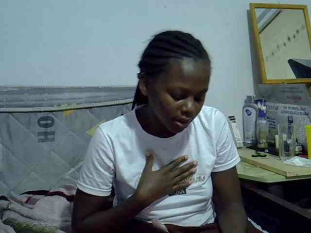 Sexybeiby1 webcam