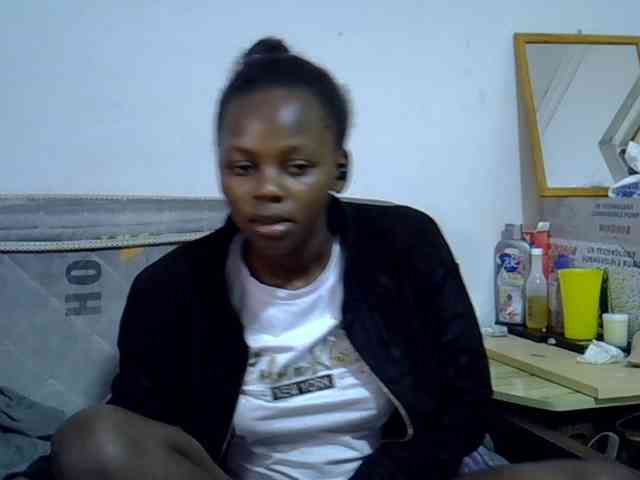Sexybeiby1 webcam