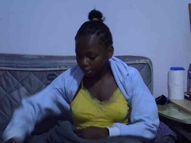 Sexybeiby1 webcam