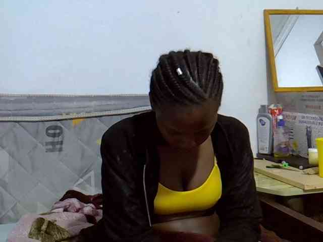 Sexybeiby1 webcam